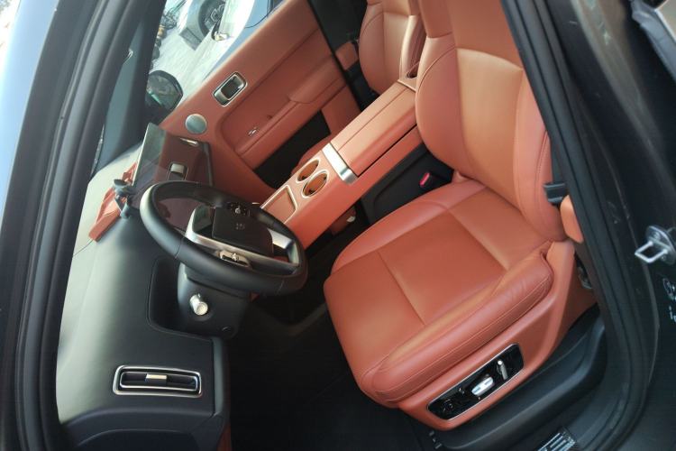 Used Li Auto L8 2023 Pro Model
