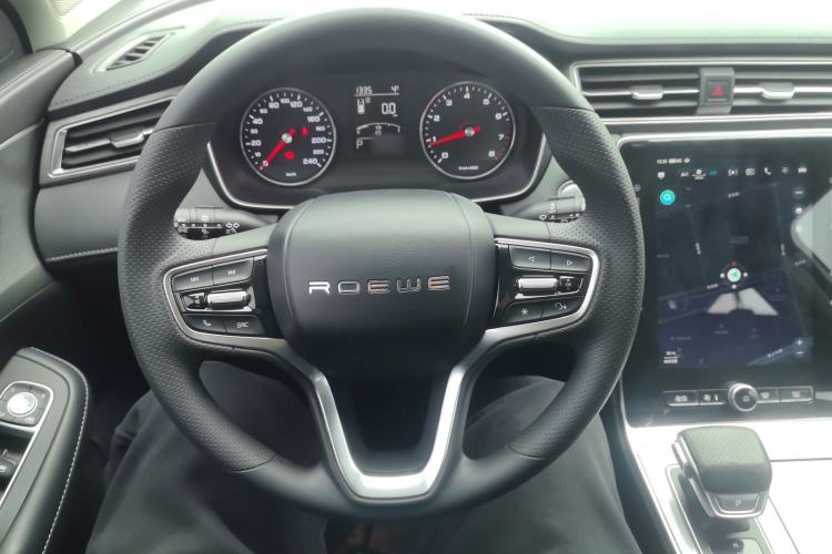 Used Roewe RX5 2020 PLUS 300TGI Automatic Ali National Style Luxury Edition
