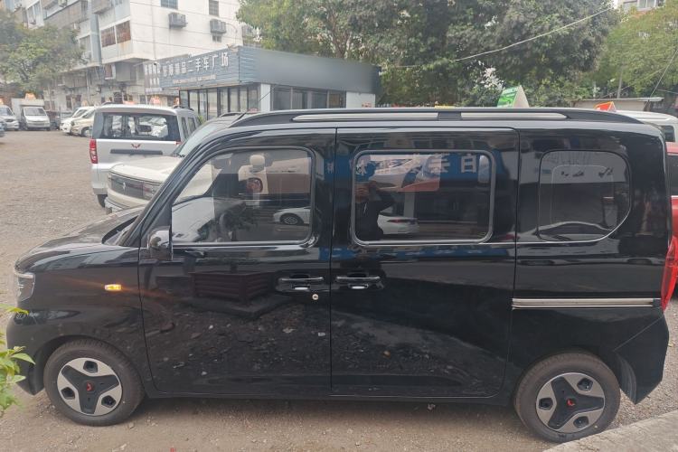 Used Wuling Zhiguang New Energy 