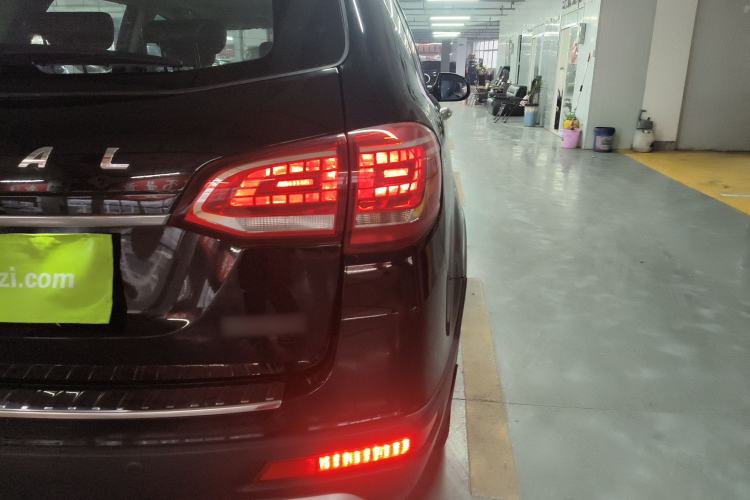 Used Haval H6 2014 Sport Version 1.5T Manual Two-Wheel Drive Elite Edition
