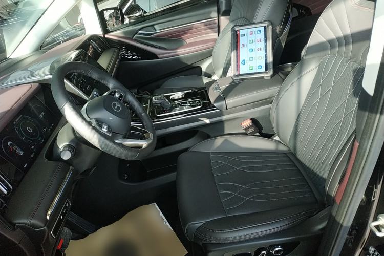 Used GAC Trumpchi M8 2024 Master Series Super Hybrid Edition