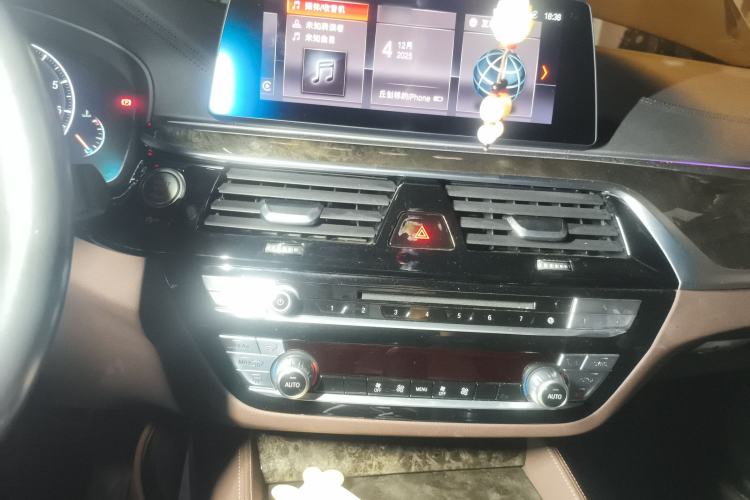 Used BMW 5 Series 2019 525Li M Sport Package
