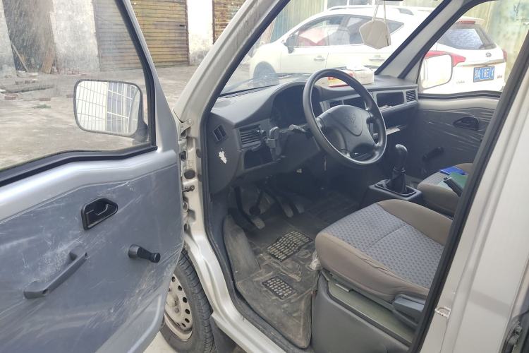 Used Wuling Zhiguang 2020 1.2L Practical Model China VI LSI
