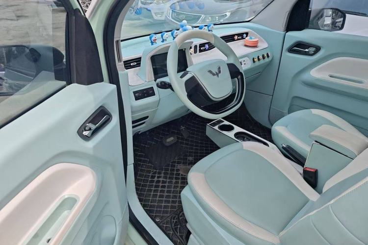 Used Wuling Hongguang MINIEV 2021 Macaron Sandwich Model 170 km Lithium Iron Phosphate
