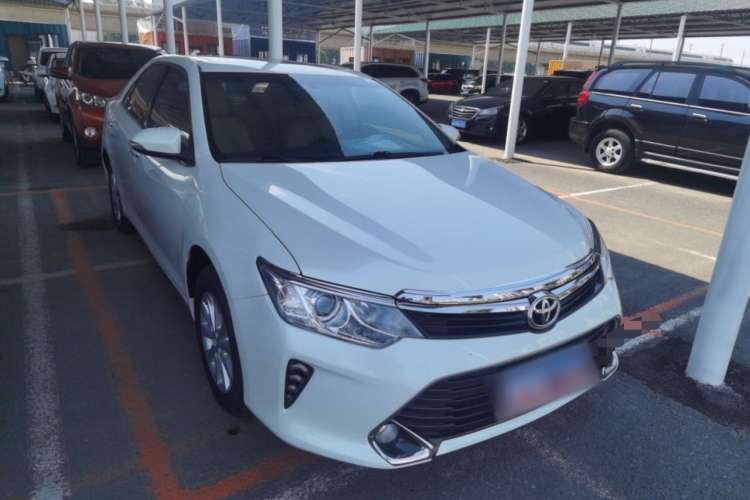 Used Toyota Camry 2016 2.0E 10th Anniversary Elite Edition
