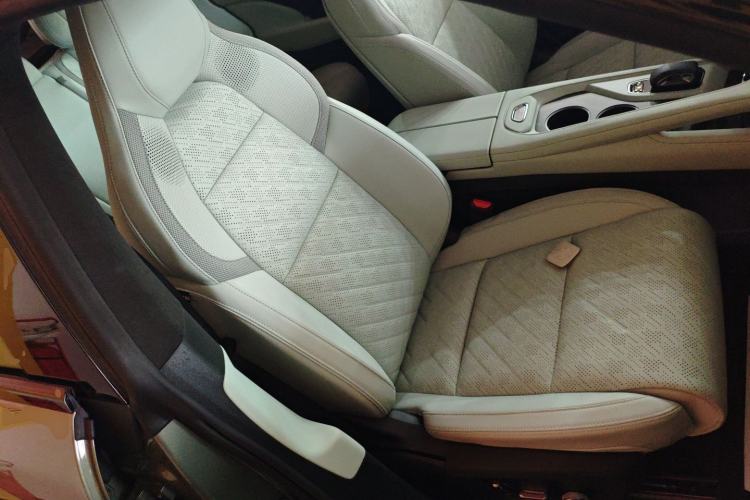 Used Zeekr 001 2025 WE Edition 100 kWh Rear-Wheel Drive
