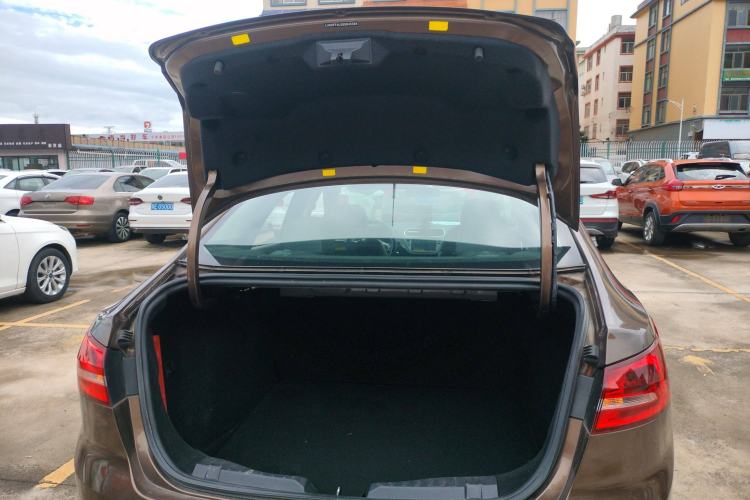 Used Ford Escort 2015 1.5L Automatic Fashion Model
