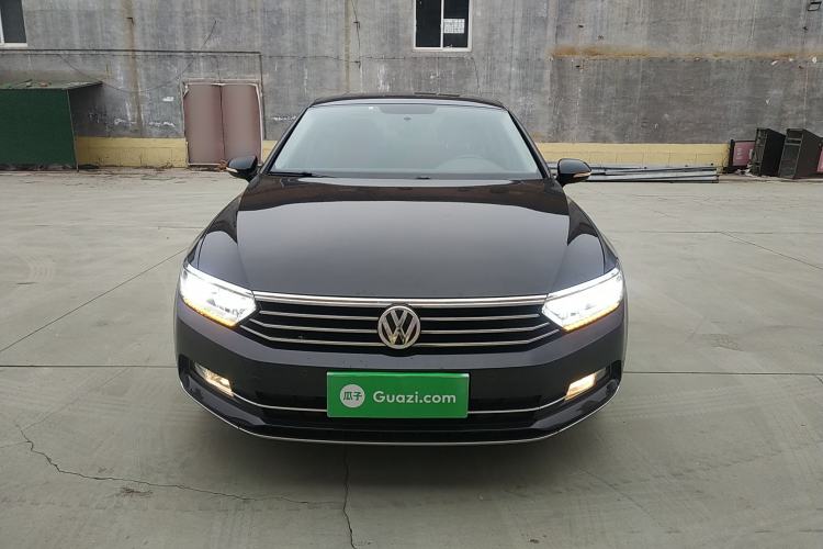 Used Volkswagen Magotan 2019 330TSI DSG Leading Model China VI Standard
