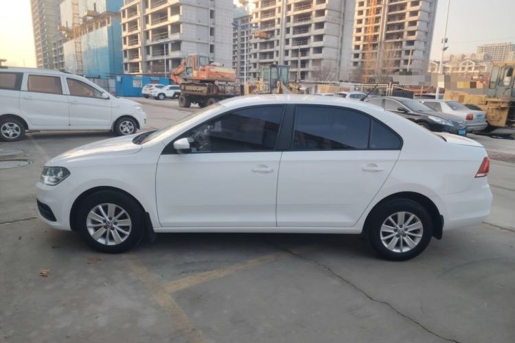 Used Volkswagen Santana 2016 1.4L Manual Fashion Edition
