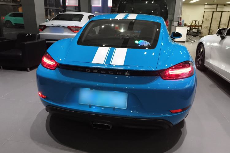 Used Porsche 718 2016 Cayman 2.0T
