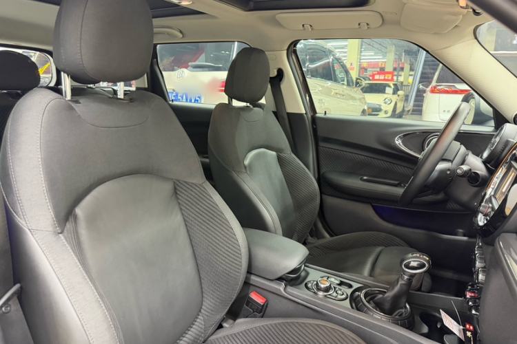 Used  Clubman 2016 Updated 1.5T COOPER Geek Edition
