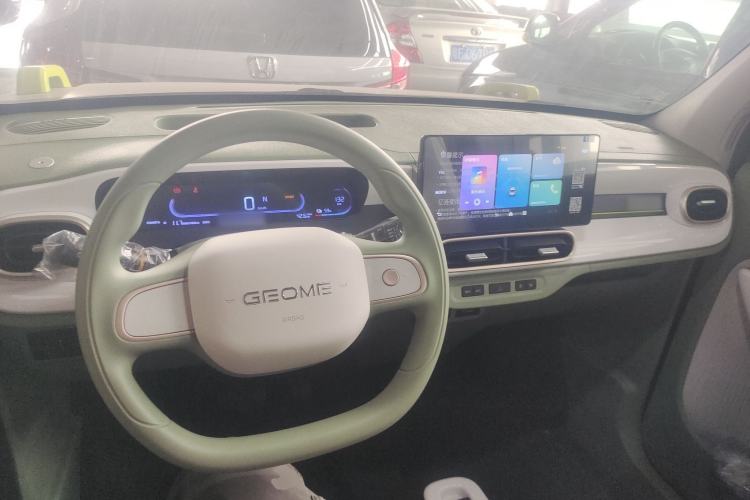 Used  Panda 2025 210km Panda Rider
