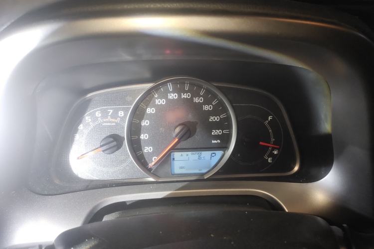 Used Toyota RAV4 2016 2.0L CVT Two-Wheel Drive Fashion Edition China V Standard
