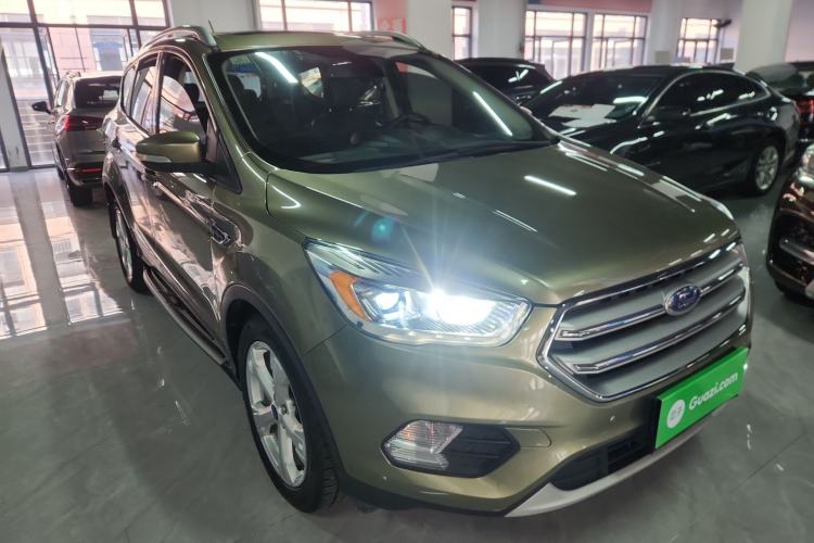 Used Ford Kuga 2018 EcoBoost 180 Two-Wheel-Drive Platinum Edition
