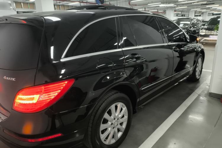 Used Mercedes-Benz R-Class 2017 R 320 4MATIC Business Edition Prestige Model