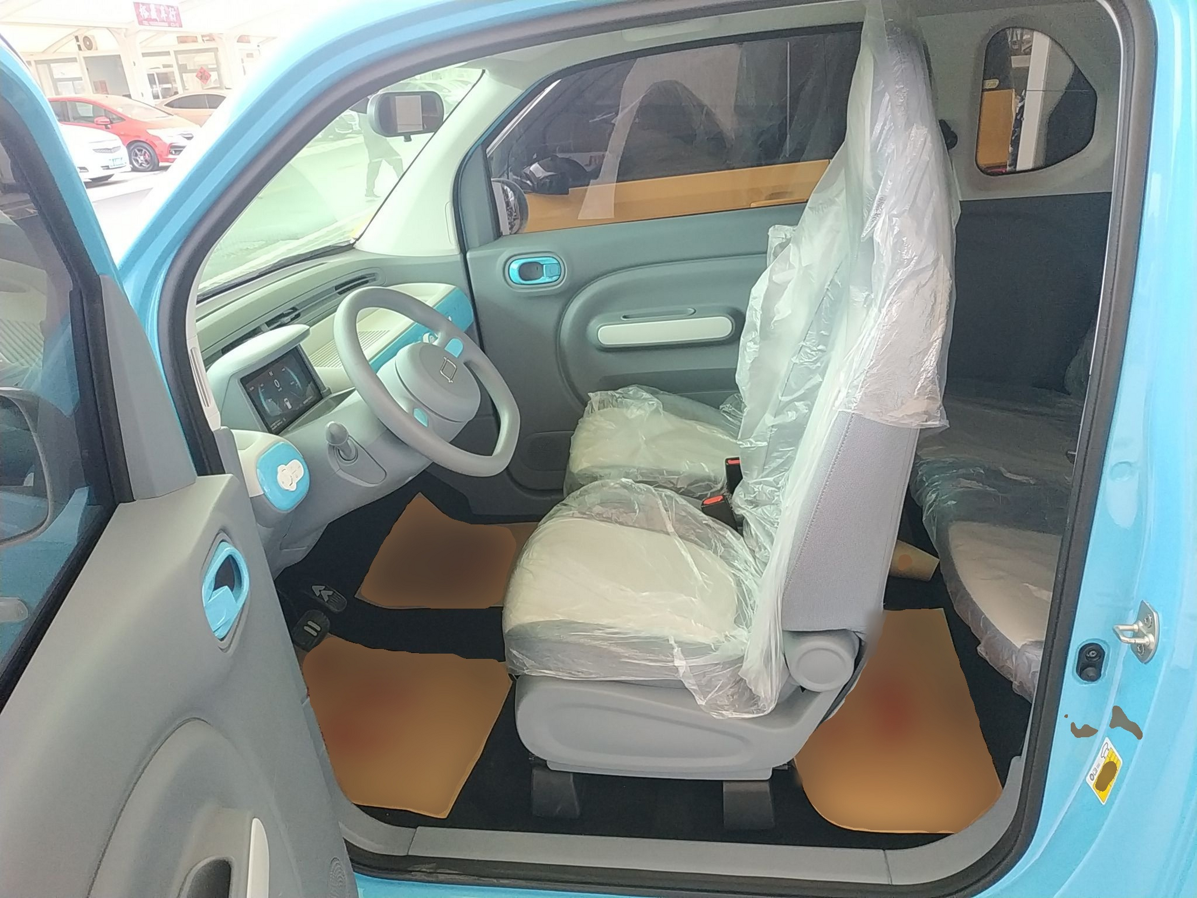 Переднее сиденье в автомобиле