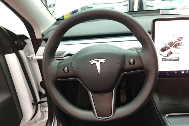 Used Tesla Model Y 2024 Rear-Wheel-Drive Version