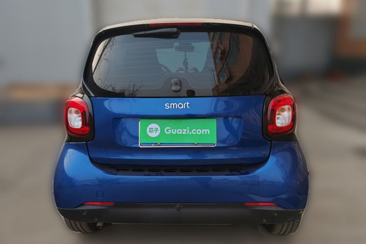 Used  fortwo 2015 1.0L 52 kW Hardtop Passion Edition
