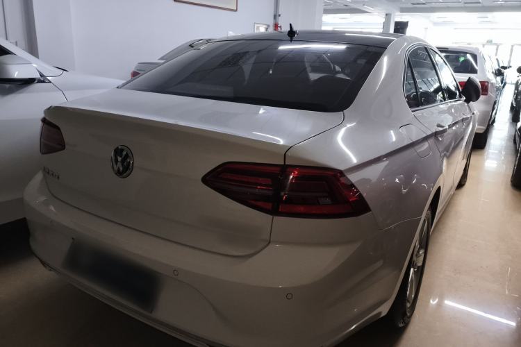 Used Volkswagen Lamando 2019 230TSI DSG Fashion Edition China VI
