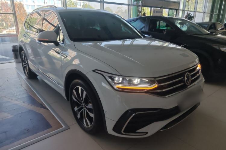 Used Volkswagen Tiguan L 2024 330TSI Automatic Two-Wheel Drive R-Line Enhanced Edition
