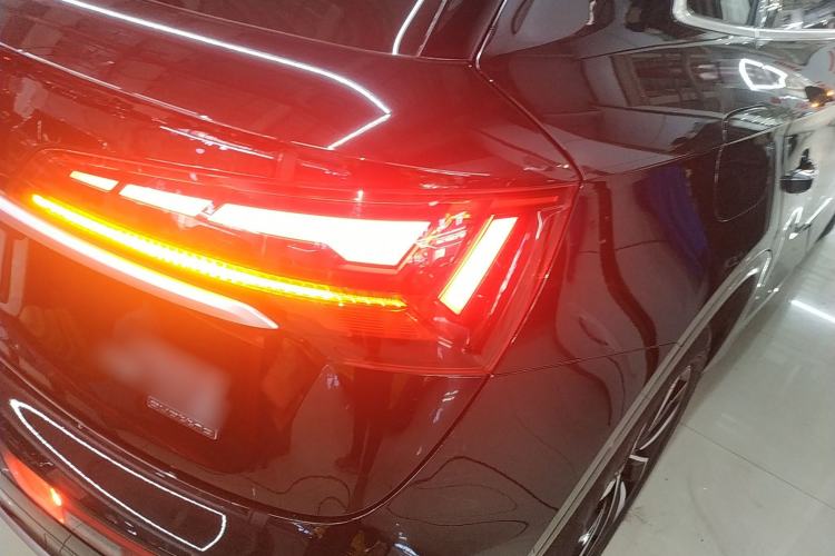 Used Audi Q5L 2022 40T Luxury Dynamic Model
