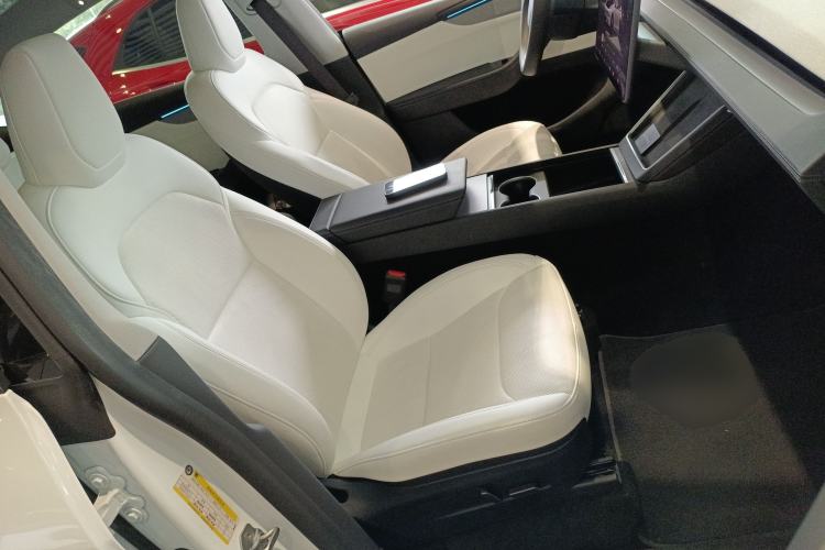 Used Tesla Model Y 2025 Rear-Wheel Drive First Edition
