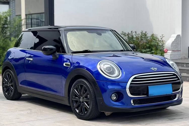 Used  MINI 2019 1.5T COOPER Classic Edition
