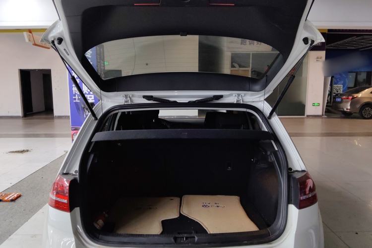 Used Volkswagen Golf 2016 1.6L Automatic Comfort Model
