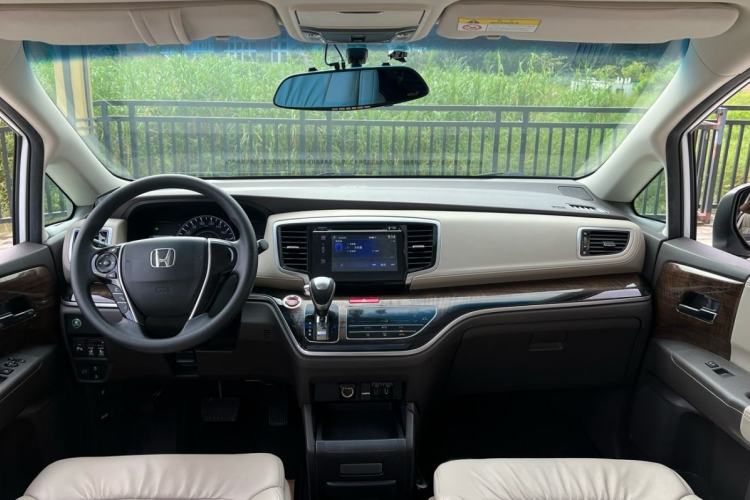 Used Honda Odyssey 2017 2.4L Luxury Edition
