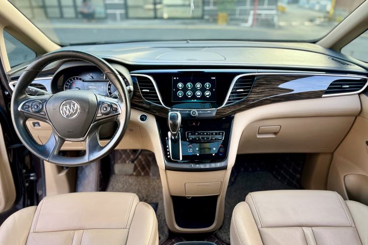 Used Buick GL8 2017 ES 28T Luxury Model China V Standard
