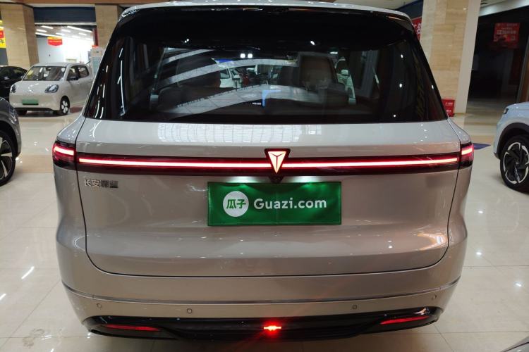 Used  S09 2025 Rear-Drive Ultra+
