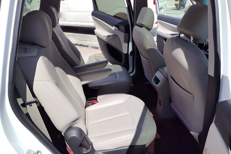 Used Buick GL6 2019 18T 6-Seater Elite Version China V Standard
