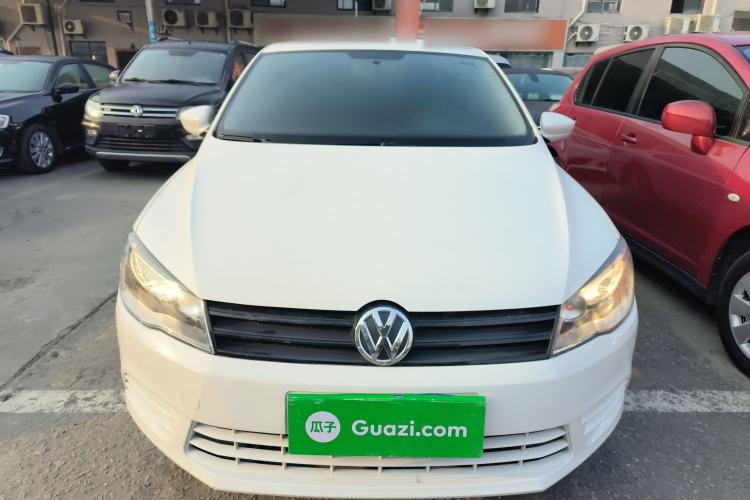 Used Volkswagen Jetta 2015 Value Edition 1.6L Manual Fashionable Style
