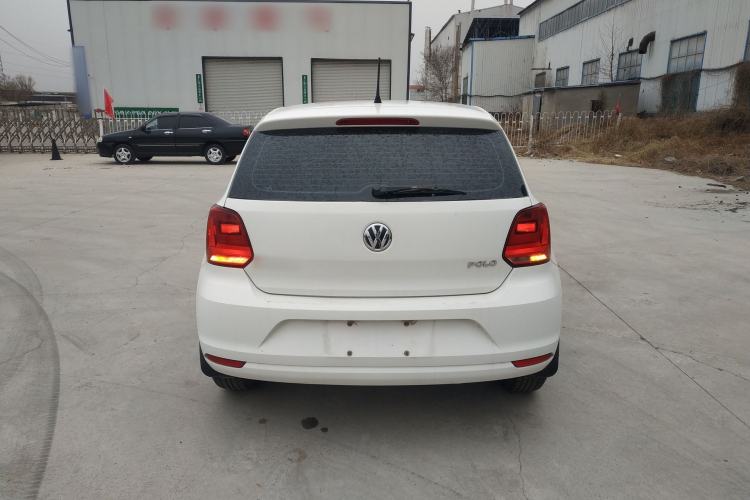 Used Volkswagen Polo 2016 1.4L Manual Fashion Model