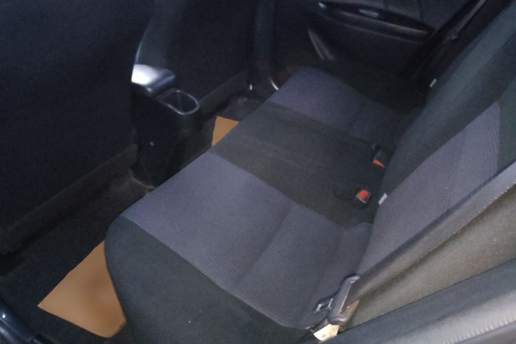 Used Toyota YARiS L 2016 Revised 1.5E CVT Charming Edition