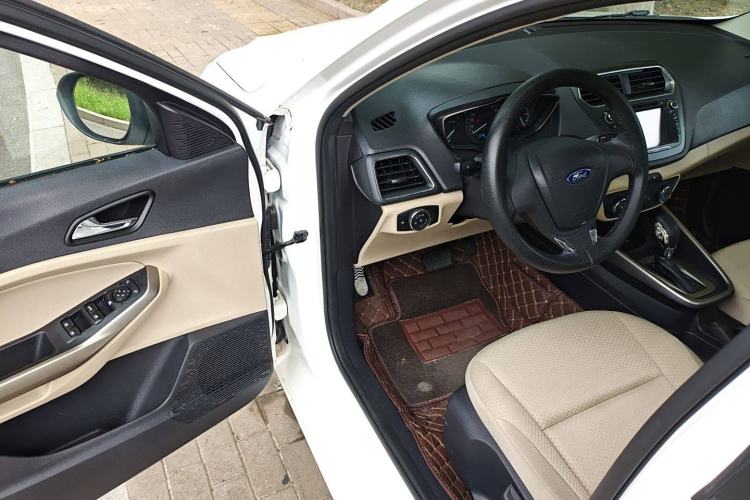 Used Ford Escort 2017 Revised Version 1.5L Automatic Comfort Edition
