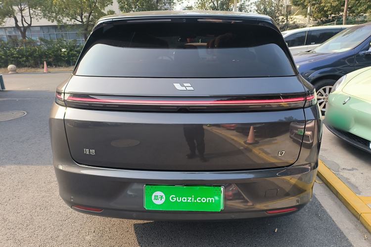 Used Li Auto L7 2023 Air model
