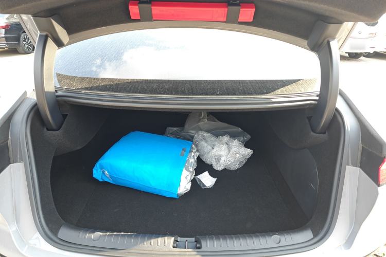 Used BYD Han 2025 EV with 701 km of Laser Radar-Enabled Intelligent Driving