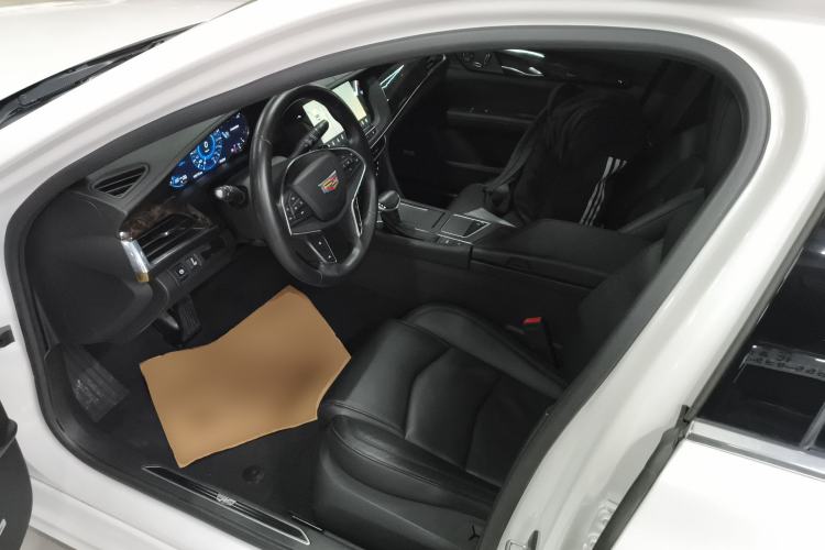 Used Cadillac CT6 2016 28T Luxury Version
