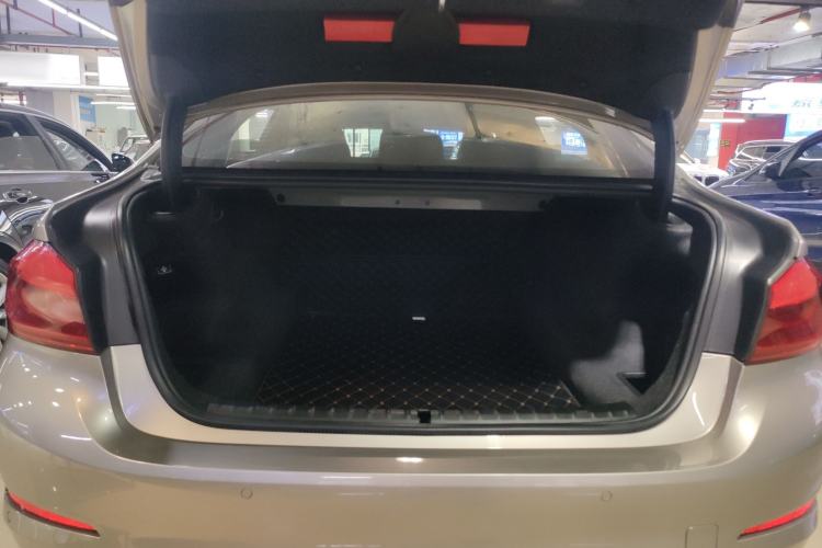 Used BMW 5 Series 2018 Revised Version 530Li Leading Edition Luxury Package
