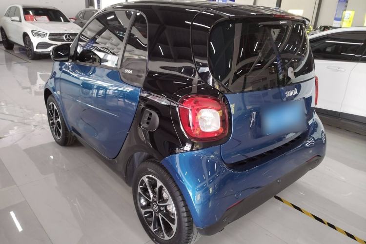 Used  fortwo 2015 1.0L 52 kW Hardtop Passion Edition
