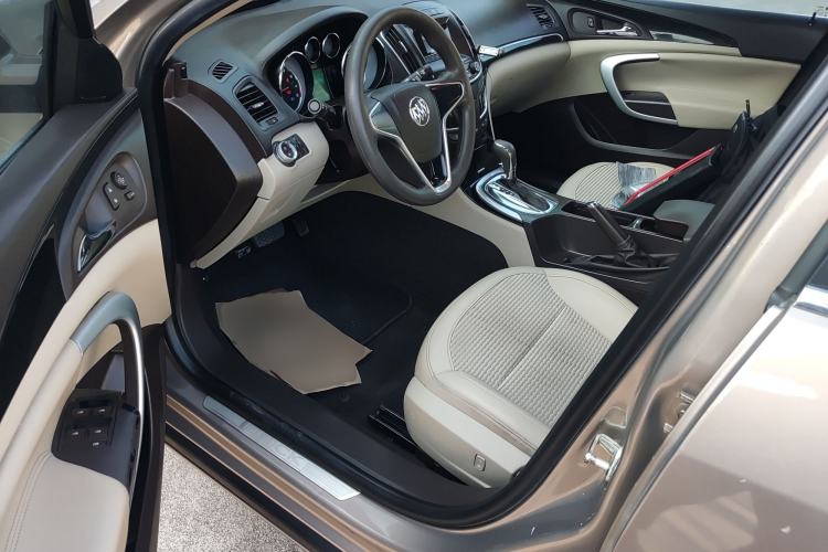 Used Buick Regal 2015 2.0L Leading Fashion Edition
