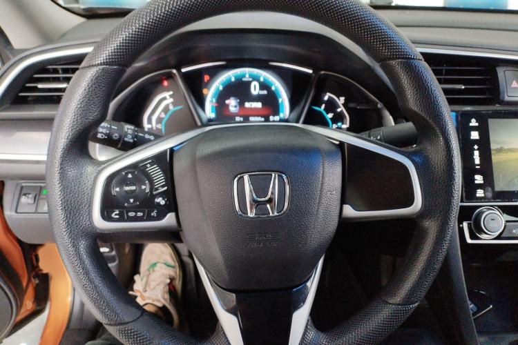 Used Honda Civic 2016 220TURBO CVT Luxury Edition
