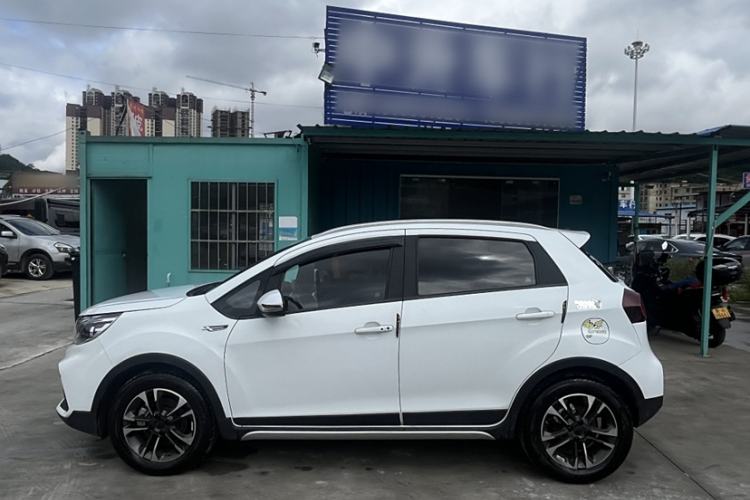 Used Geely Auto Vision X3 2019 Upgraded Model 1.5L CVT Prestige Version
