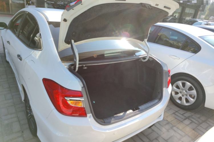 Used Honda Crider 2013 1.8L automatic luxury edition
