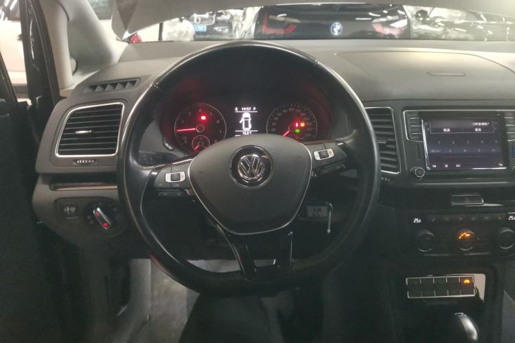 Used Volkswagen Sharan 2016 380TSI Luxury 7-Seater

