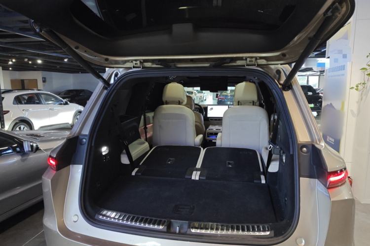 Used Li Auto L9 2022 Max model