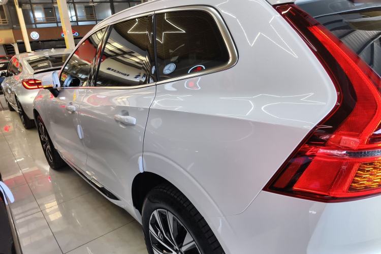 Used Volvo XC60 2024 B5 4x4 Smart Luxury Edition