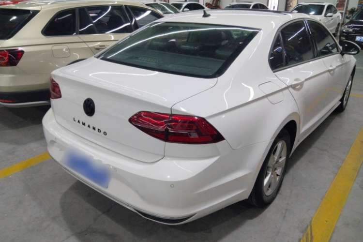 Used Volkswagen Lamando 2019 230TSI DSG Fashion Edition China VI
