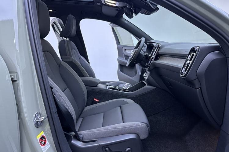 Used Volvo XC40 2023 B3 Zhiyuan Sport Edition
